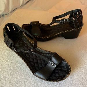 Arita black leather sandals
